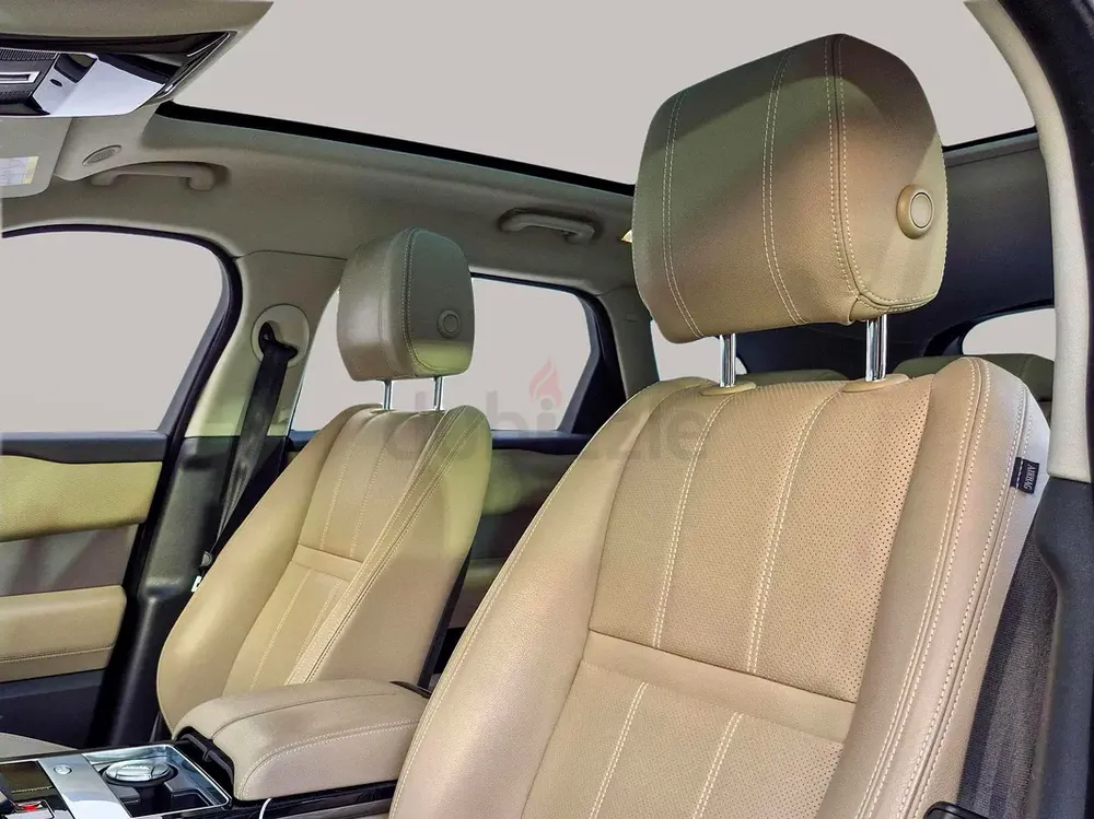 AED 2644/month | 2021 Land Rover Range Rover Velar  | GCC Specs | Ref#448723 - Image 11