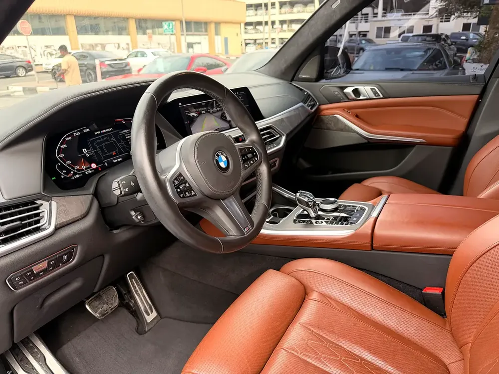 Bmw X5 M50i GCC - No Accident - FSH - Under warranty - Image 4