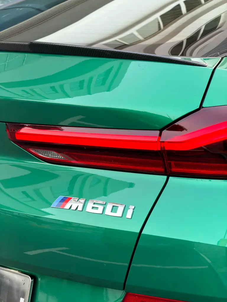 BMW X6 M60i xDrive M Sport - GCC Specs - 5 Years Warranty - 5 Years Free Service. Free insurance… - Image 10