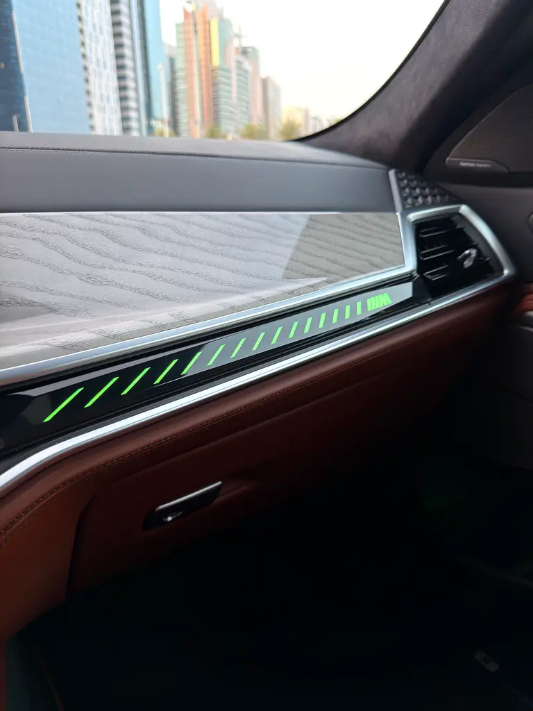 BMW X6 M60i xDrive M Sport - GCC Specs - 5 Years Warranty - 5 Years Free Service. Free insurance… - Image 16