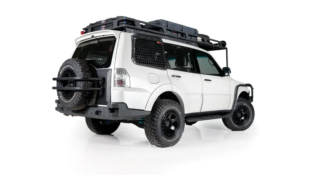 MITSUBISHI PAJERO - Image 5