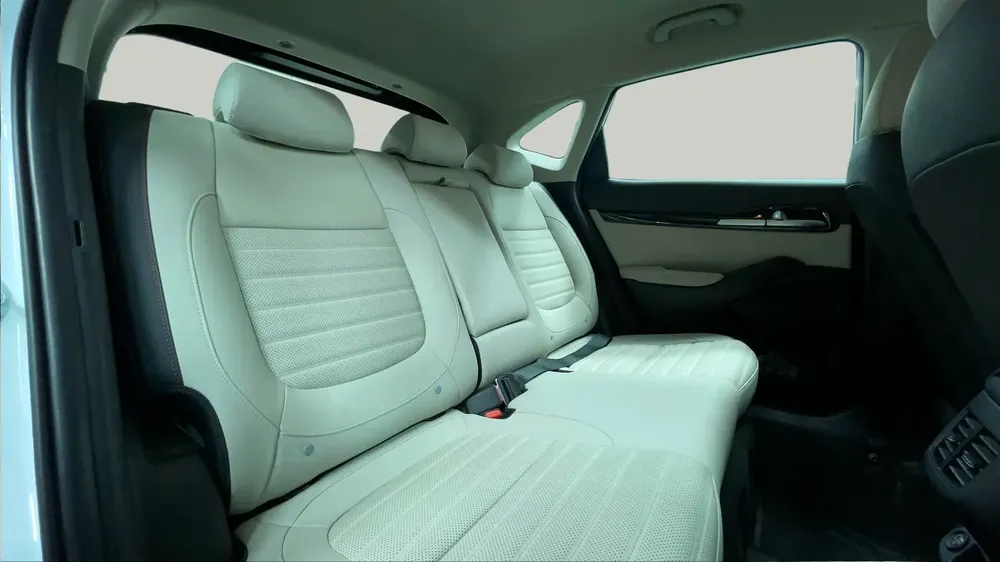 AED 942/month | 0 DP | Manufacturer Warranty | Service History | 30 Day Return | KIA SELTOS 2023 - Image 10