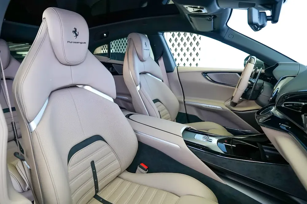 CARBON INTERIOR | CARBON EXTERIOR | SERVICE TILL  2032 | PANORAMIC ROOF | PUROSANGUE - Image 19