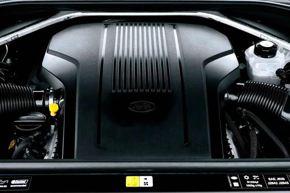 10,967 P.M | 0% Downpayment | Autobiography | P530 V8! - Image 14