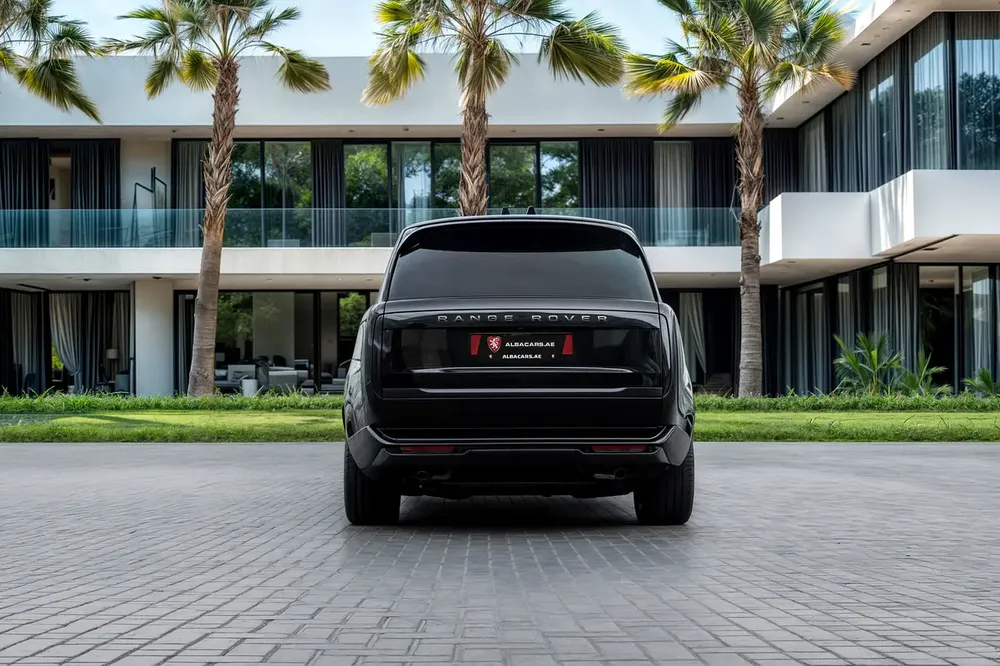 10,967 P.M | 0% Downpayment | Autobiography | P530 V8! - Image 5