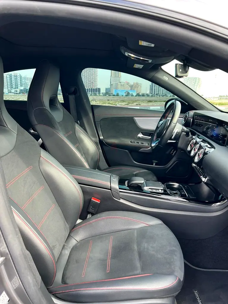 2022 Mercedes-Benz CLA 250 4MATIC - American Specs - Excellent Condition - Image 8