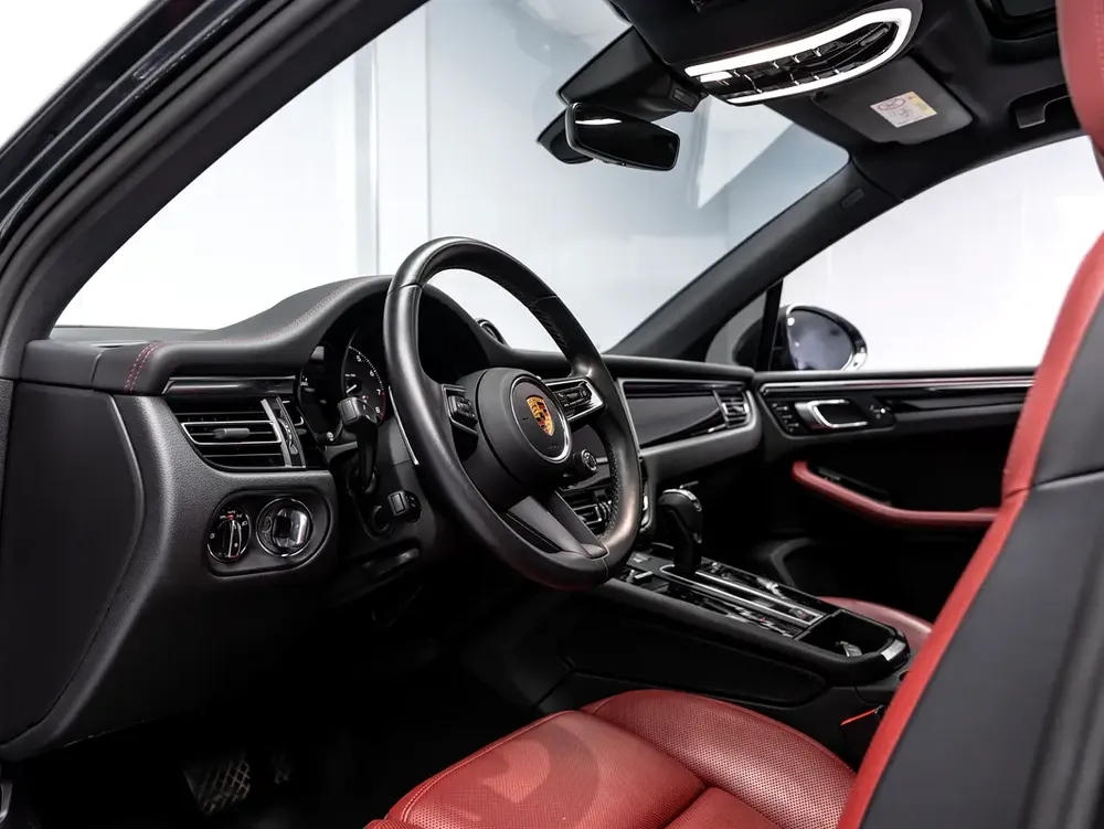 SUMMER STARTS NOW | EXCLUSIVE DEAL BY BLACKLINE, November 2026 Porsche Warranty, Low KMs, GCC - Image 13