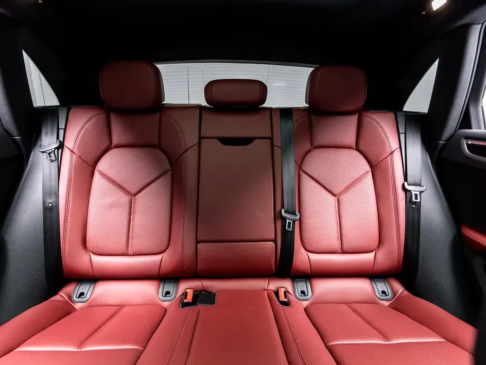 SUMMER STARTS NOW | EXCLUSIVE DEAL BY BLACKLINE, November 2026 Porsche Warranty, Low KMs, GCC - Image 17