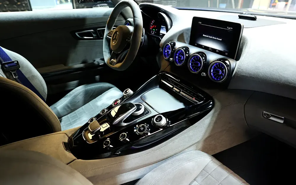 Mercedes-Benz AMG GT R 2017 GCC Specs - Image 6