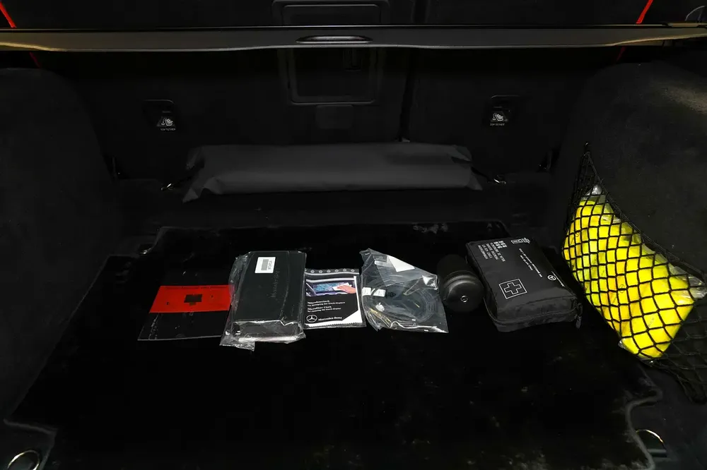 2025 Mercedes Benz G63 AMG / 5 Years Warranty And Service Contract Till 100k km / Gcc Specs - Image 16