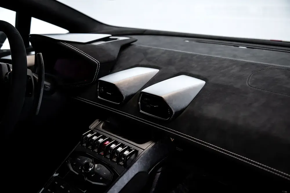 HURACAN PERFORMANTE | WARRANTY AVAILABLE | WHITE/BLACK - Image 12