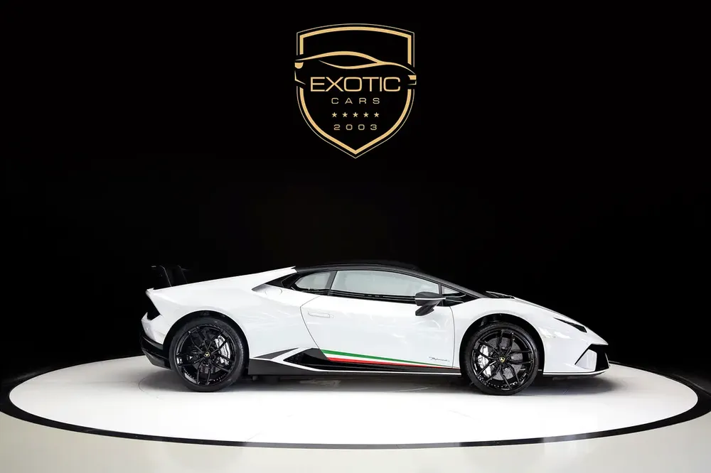 HURACAN PERFORMANTE | WARRANTY AVAILABLE | WHITE/BLACK - Image 4