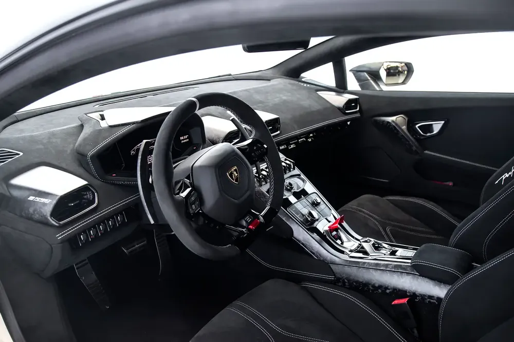 HURACAN PERFORMANTE | WARRANTY AVAILABLE | WHITE/BLACK - Image 8