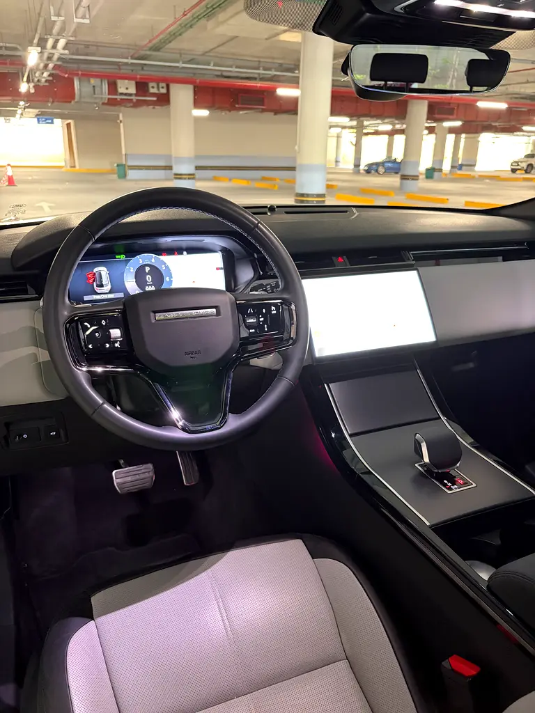 2024 Land Rover Range Rover Velar R-Dynamic HSE | GCC Specs | Like New - Image 11