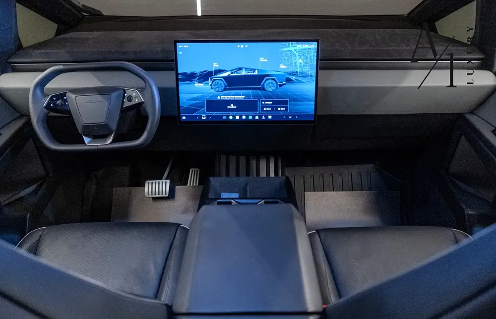 2024 Tesla Cyberbeast, Fully Loaded, Excellent Condition, American Spec - Image 5