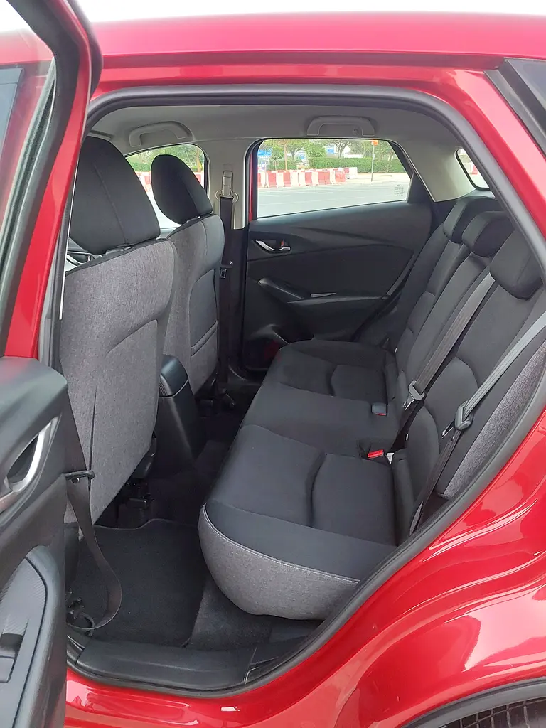 Mazda cx3 2024 gcc specs 26000 km! Only - Image 12