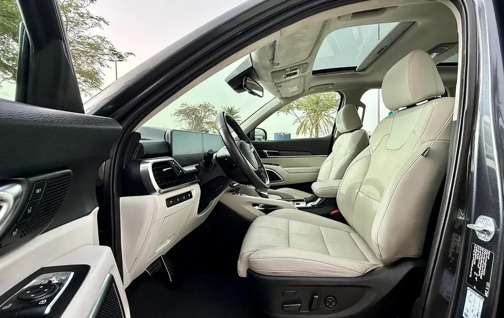 2023 Kia Telluride SX Full Options | G.C.C | First Owner | Full Service History - Image 11