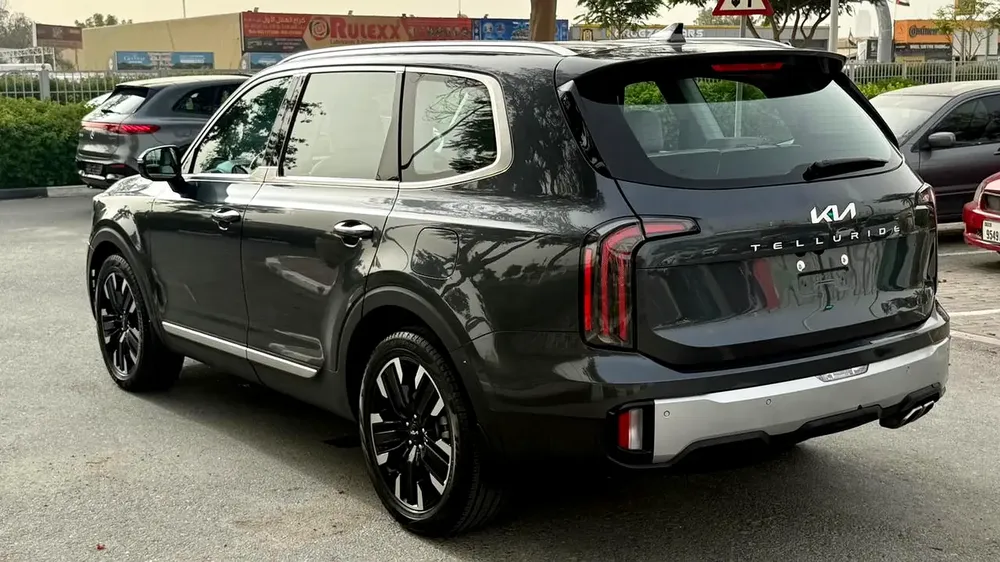 2023 Kia Telluride SX Full Options | G.C.C | First Owner | Full Service History - Image 8