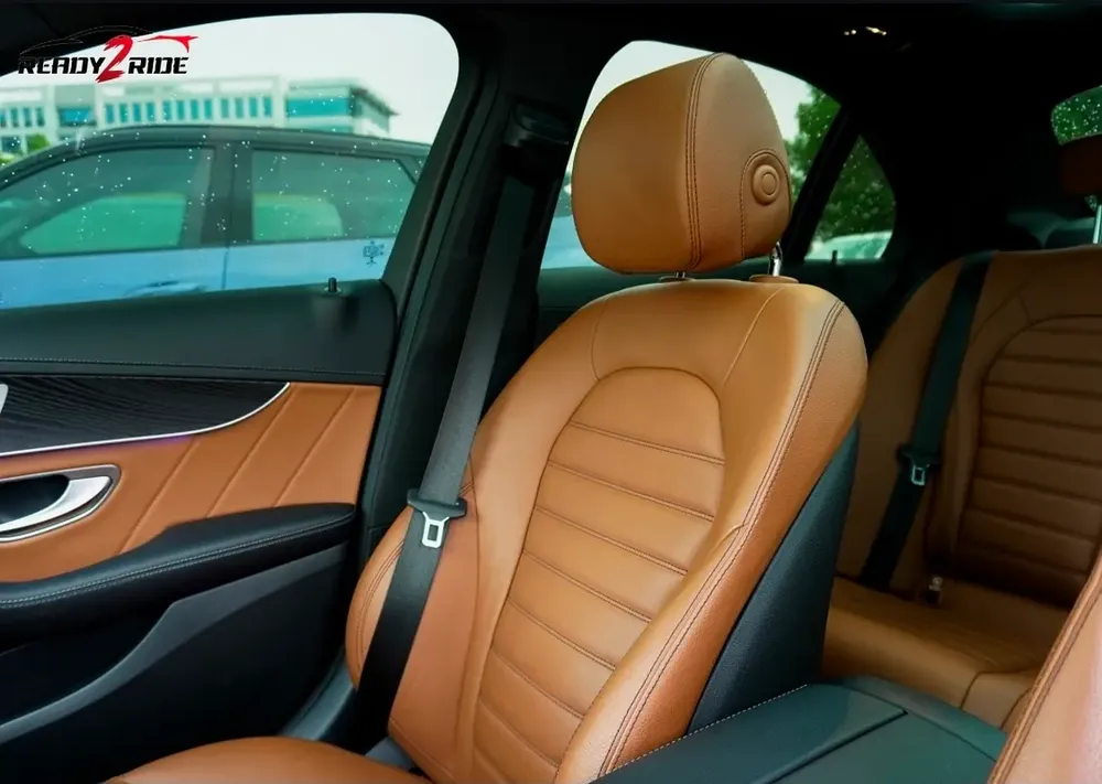Low Mileage 2020 Mercedes C200 AMG GCC # Top Range - Image 11