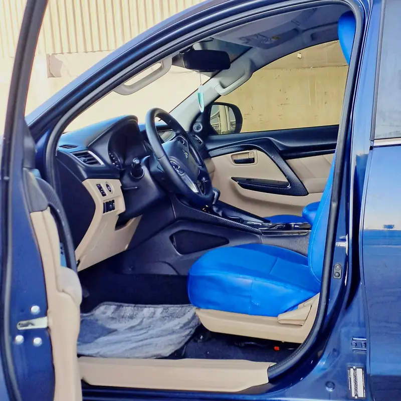 Mitsubishi Montero // Gcc space // No Accident // No Reprint // Model 2016 // Good conditions - Image 6