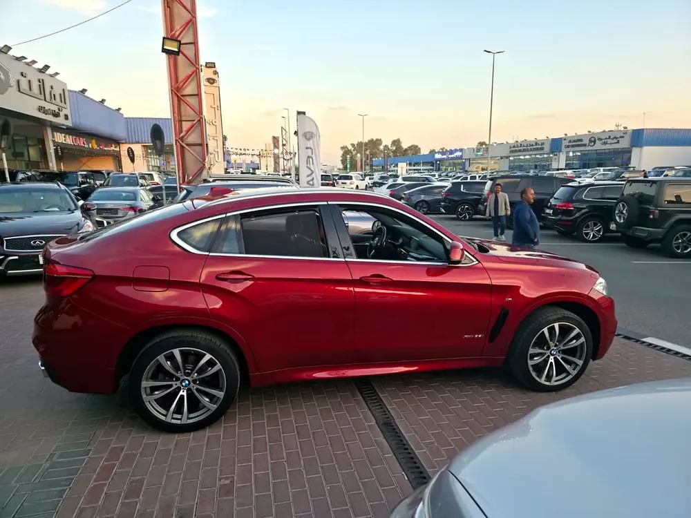 BMW X6 XDrive 3.5 M-Kit Twin Power Turbo Full Option Gcc Single Owner Original Paint Well Maintaind - Image 6