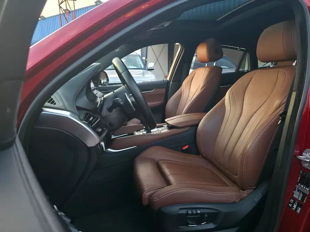 BMW X6 XDrive 3.5 M-Kit Twin Power Turbo Full Option Gcc Single Owner Original Paint Well Maintaind - Image 9