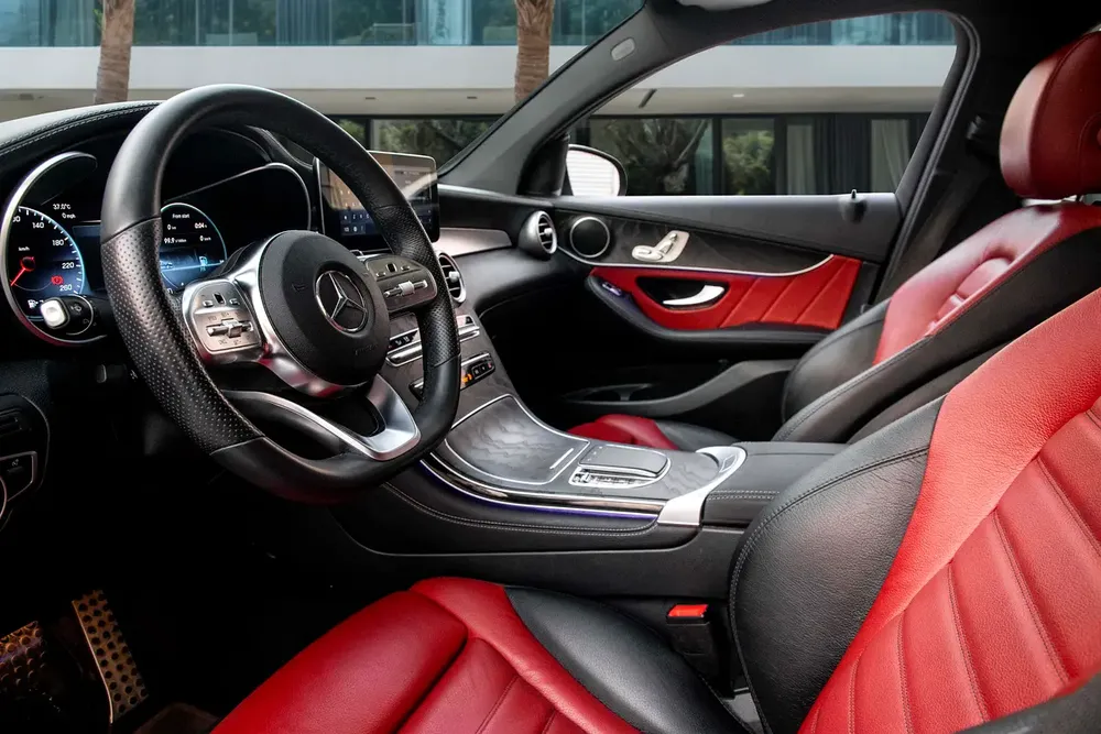 2,938 P.M |  GLC 200 AMG Coupe | 0% Downpayment | Perfect Condition! - Image 9