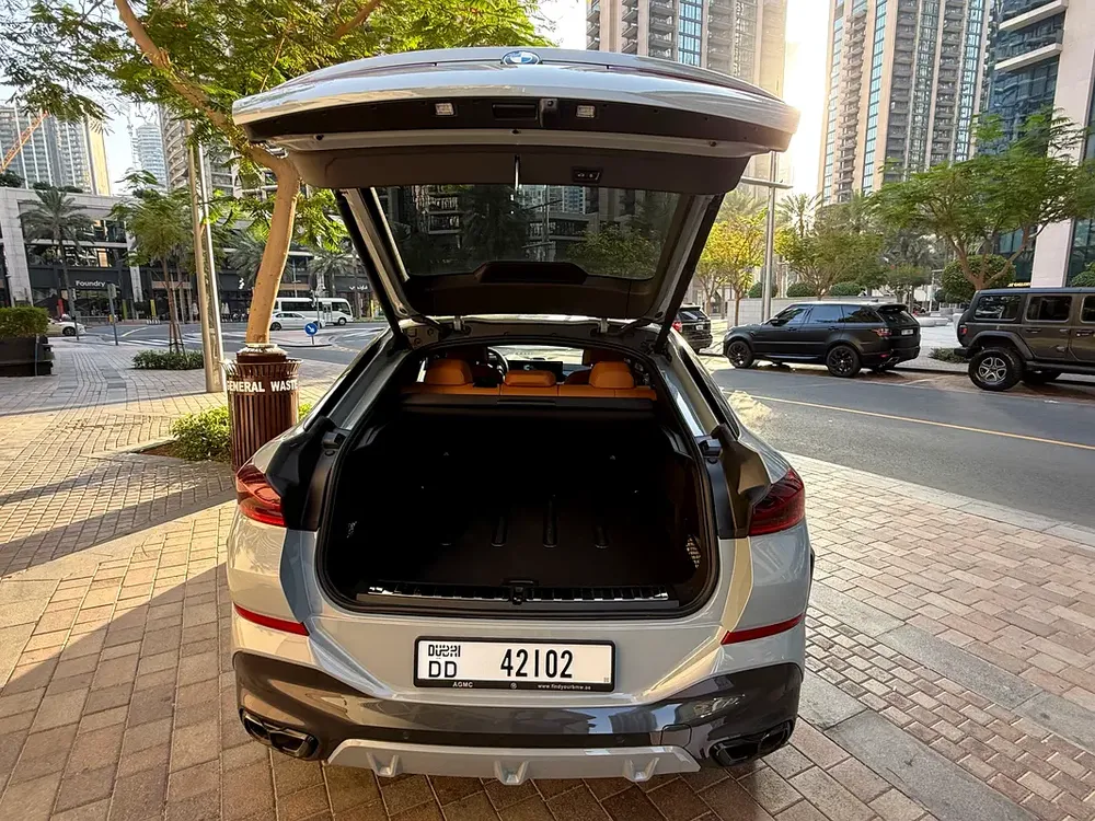 BMW X6 M60i 2025 GCC Specs - Brand New - Image 11