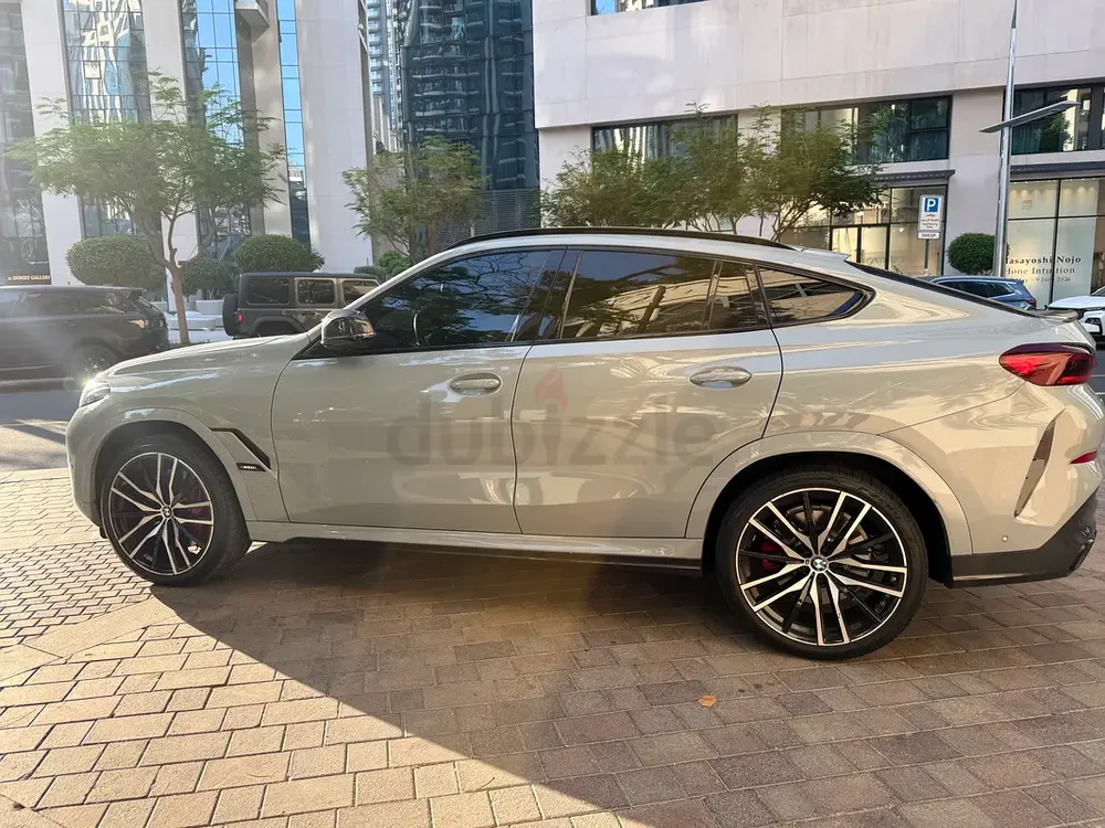 BMW X6 M60i 2025 GCC Specs - Brand New - Image 7