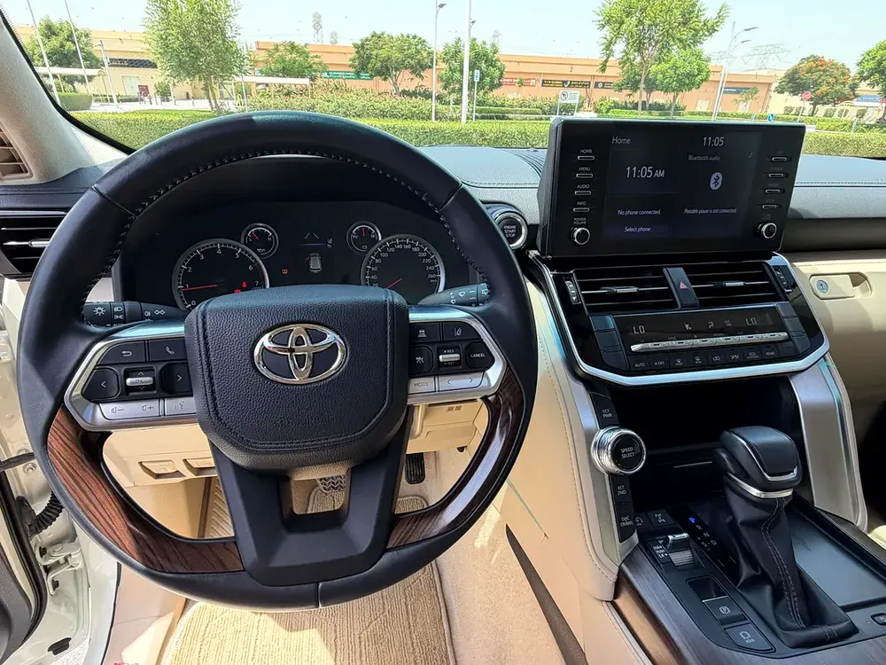 Toyota Land Cruiser-GXR-2022 -GCC Specs - Image 15