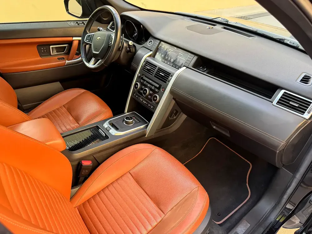 GULF SPECS 2017 DISCOVERY SPORT HSE LUXURY AWD 2.0LITRE TURBO-CHARGED (AL-TAYER PARTIAL) - Image 16