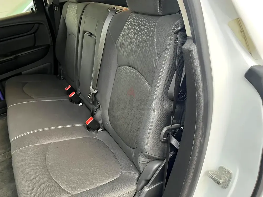 GMC Acadia SL 2016 | GCC Specs | Well Maintained - Image 7