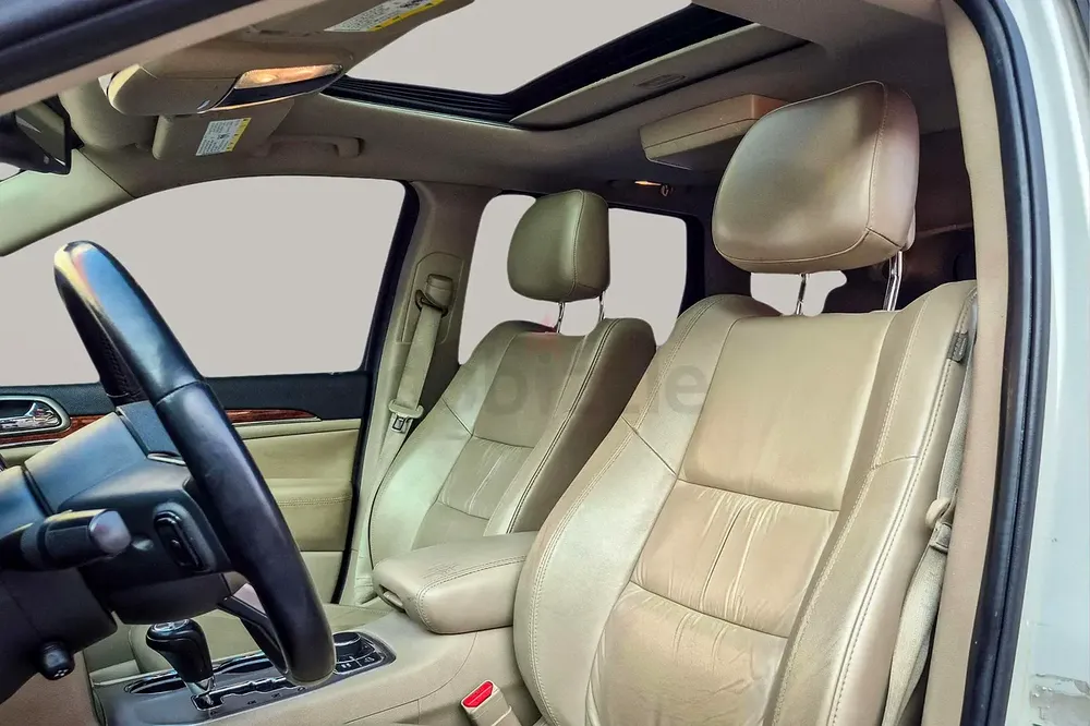 Inspected Car | 2012 Jeep Grand Cherokee Limited | GCC Specs | Ref#387560 - Image 11