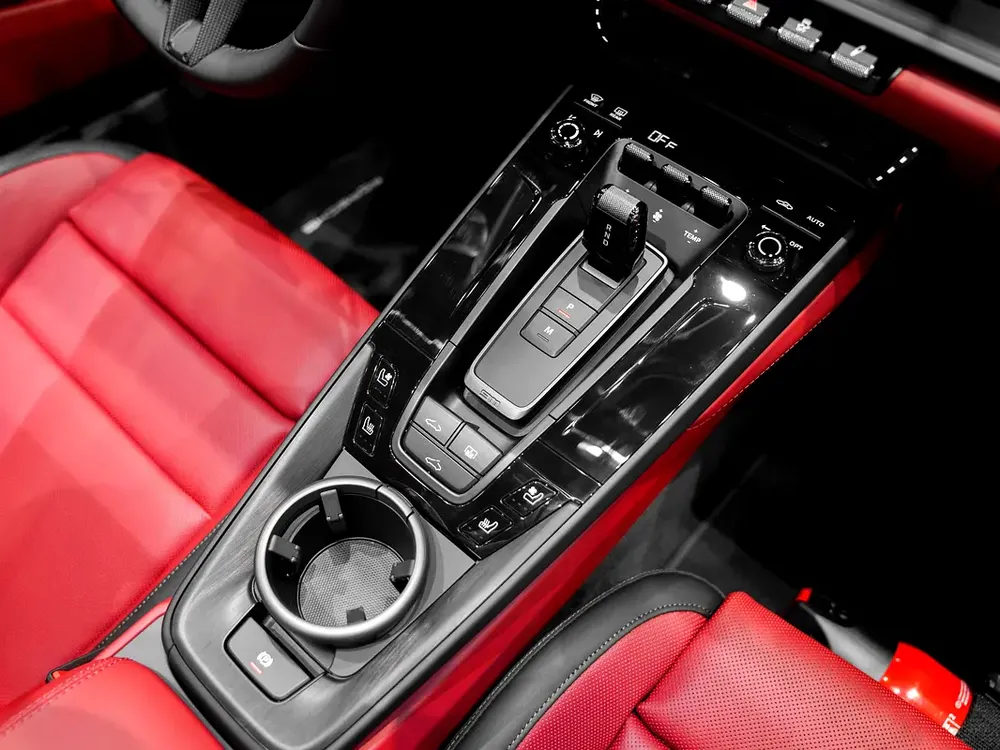 AEROKIT 2026 BRAND NEW CARRERA 4 GTS UNDER 2 YEARS WARRANTY- MATRIX LED-EXCLUSIVE TAIL LIGHTS- BOSE - Image 15