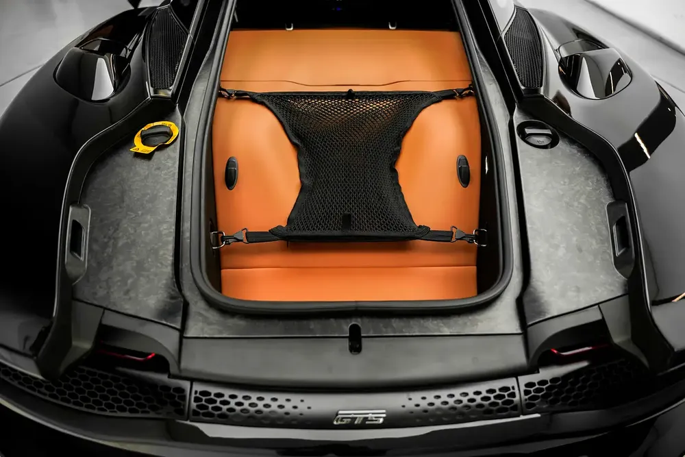 2025 MCLAREN GTS WITH WARRANTY  SERVICE CONTRACT - Image 11