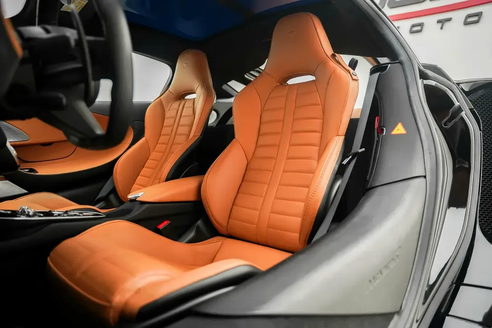 2025 MCLAREN GTS WITH WARRANTY  SERVICE CONTRACT - Image 6