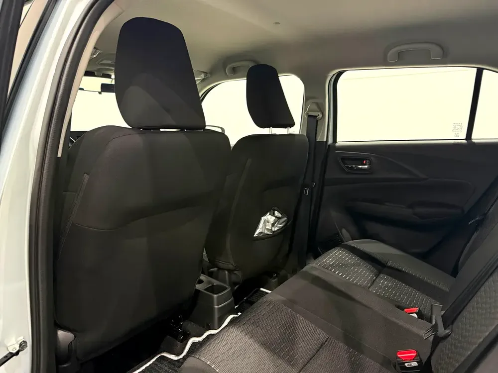 2026 GCC Suzuki Swift GLX | 3yrs Official Dealer Warranty - Image 17