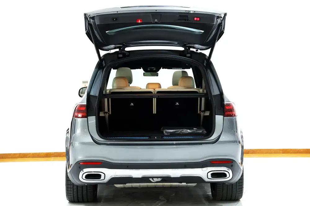 Gargash Warranty + Service Contract 2024 Mercedes-Benz GLS450 8700km - Image 6