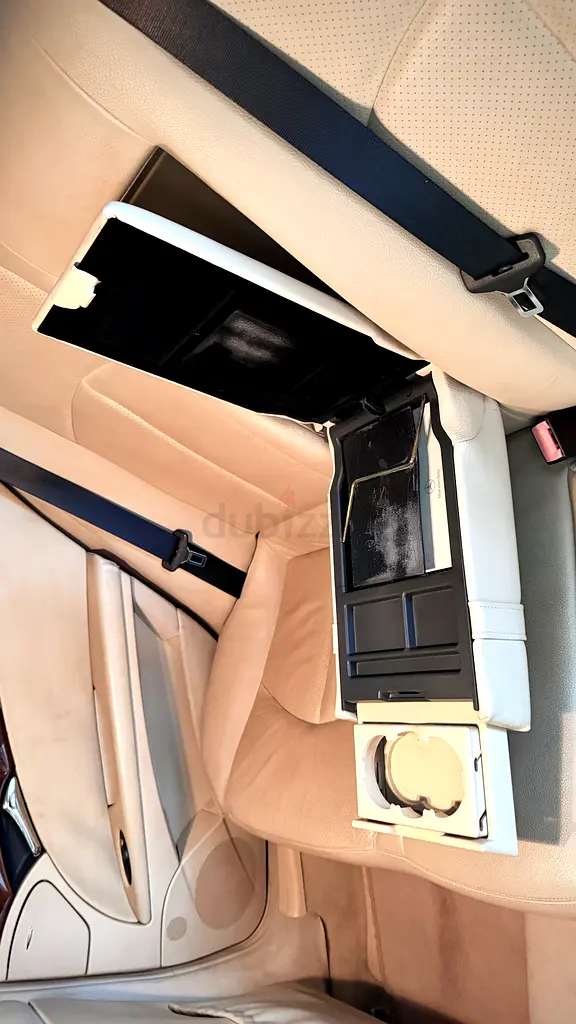 Mercedes E240 2003 (GCC Specs) - Image 14