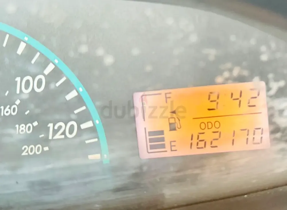 Toyota Yaris E 2012 - Japanese Specs - Reliable and Fuel Efficient - Image 4