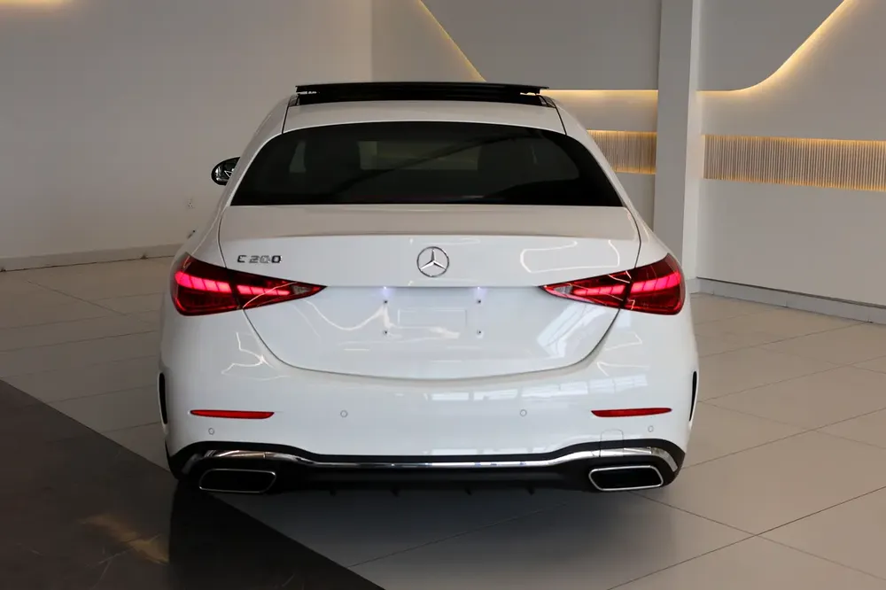 Pristine 2023 Mercedes-Benz C200 | GCC Specs | Low Mileage - Image 6
