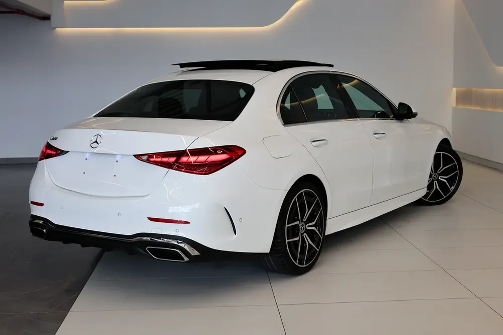 Pristine 2023 Mercedes-Benz C200 | GCC Specs | Low Mileage - Image 7
