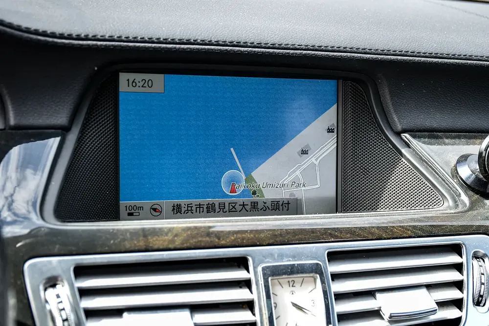 2013 - BENZ CLS550 STW - SUPER CLEAN - LIKE NEW - ONLY 138,000 KM - Image 14