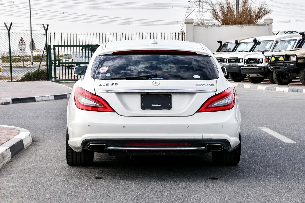 2013 - BENZ CLS550 STW - SUPER CLEAN - LIKE NEW - ONLY 138,000 KM - Image 8