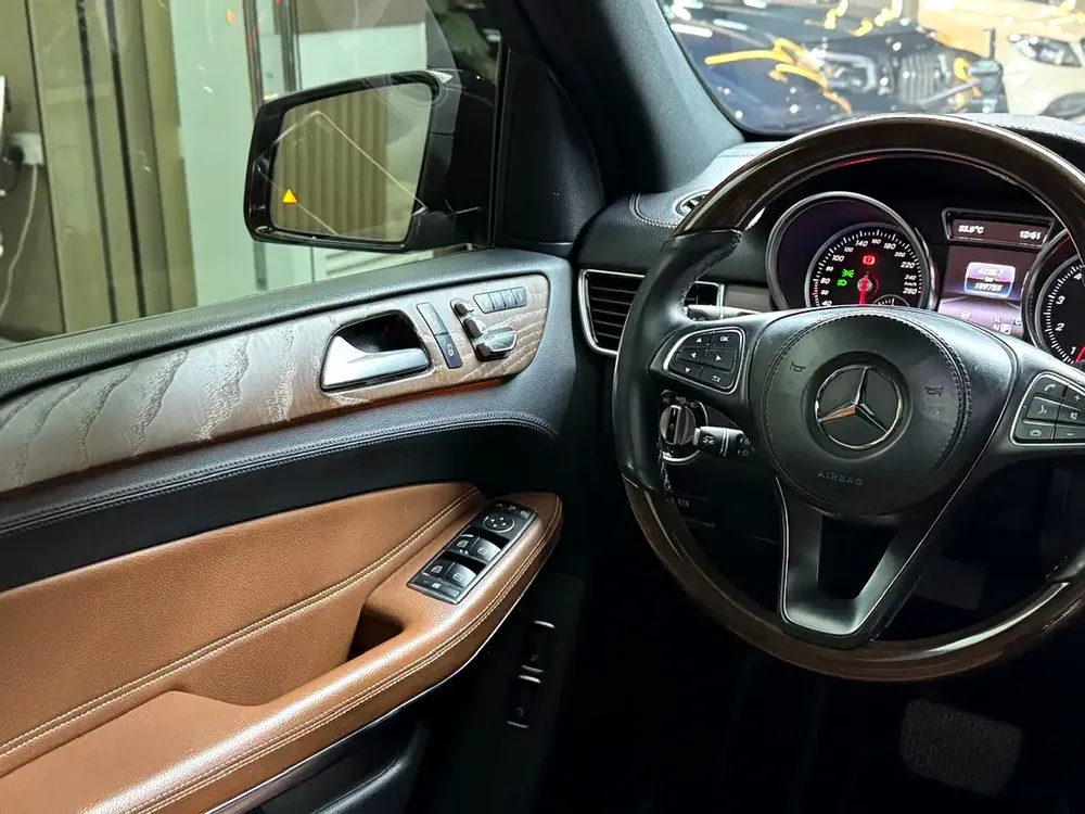 AED 1,914 P.MP | Mercedes-Benz GLS 500 | 4.7L V8 | 2018, GCC Specs - Image 14