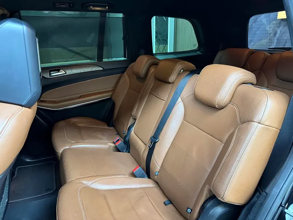 AED 1,914 P.MP | Mercedes-Benz GLS 500 | 4.7L V8 | 2018, GCC Specs - Image 18