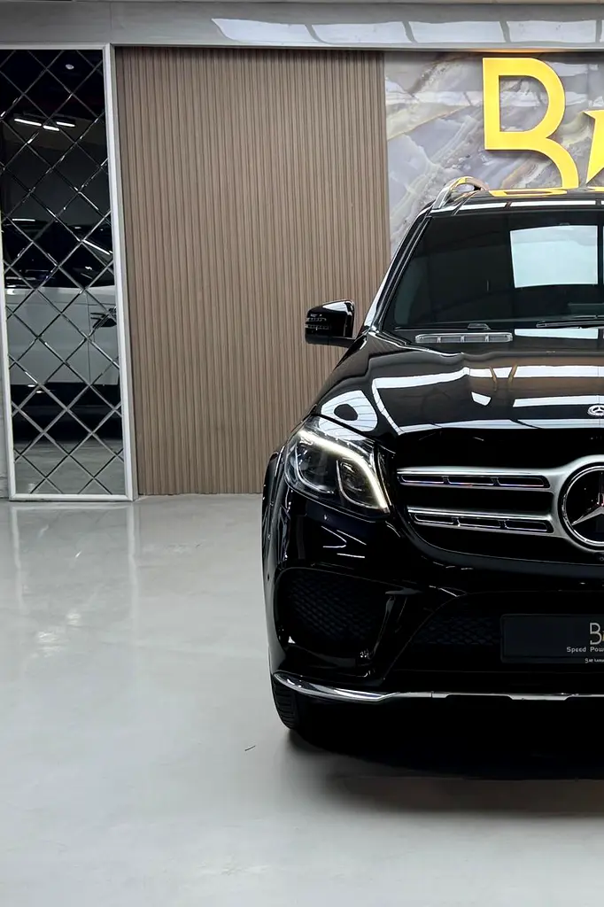 AED 1,914 P.MP | Mercedes-Benz GLS 500 | 4.7L V8 | 2018, GCC Specs - Image 8