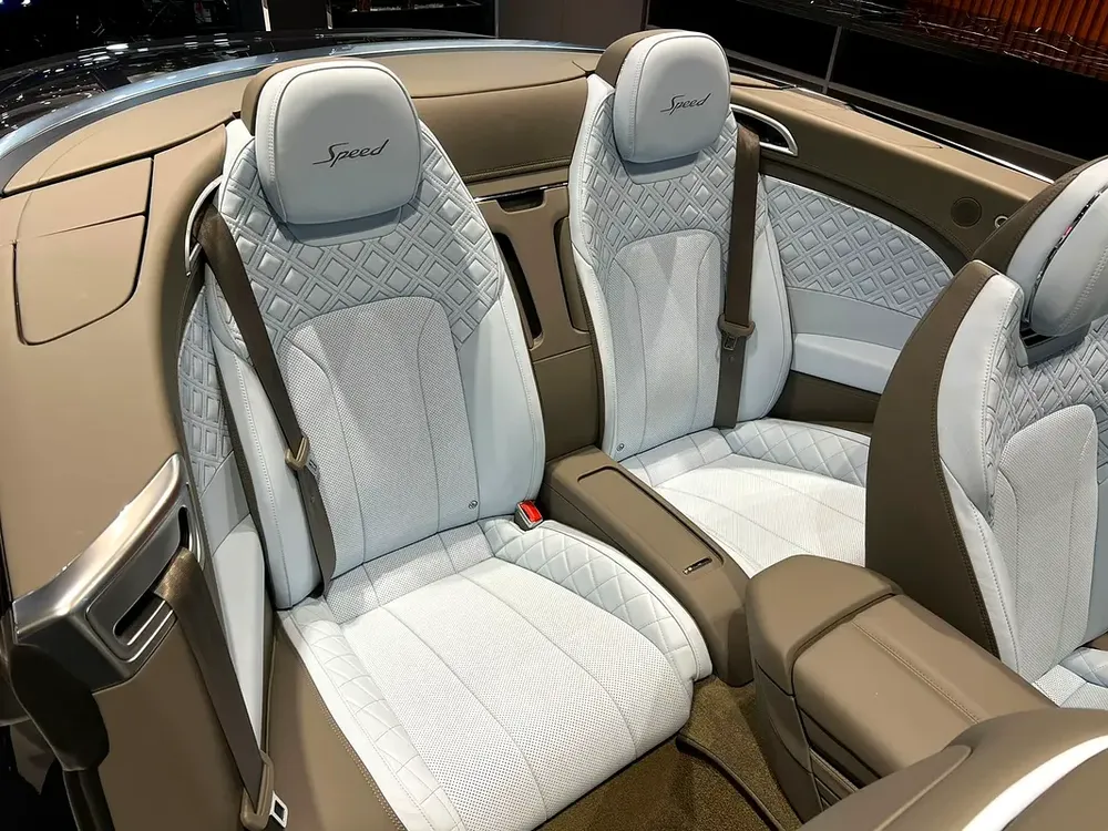 BENTLEY CONTINENTAL GTC SPEED | W12 | 2022 | 1 OUT OF 20 CARS / WARRANTY N SERVICE AVAILABLE - Image 10