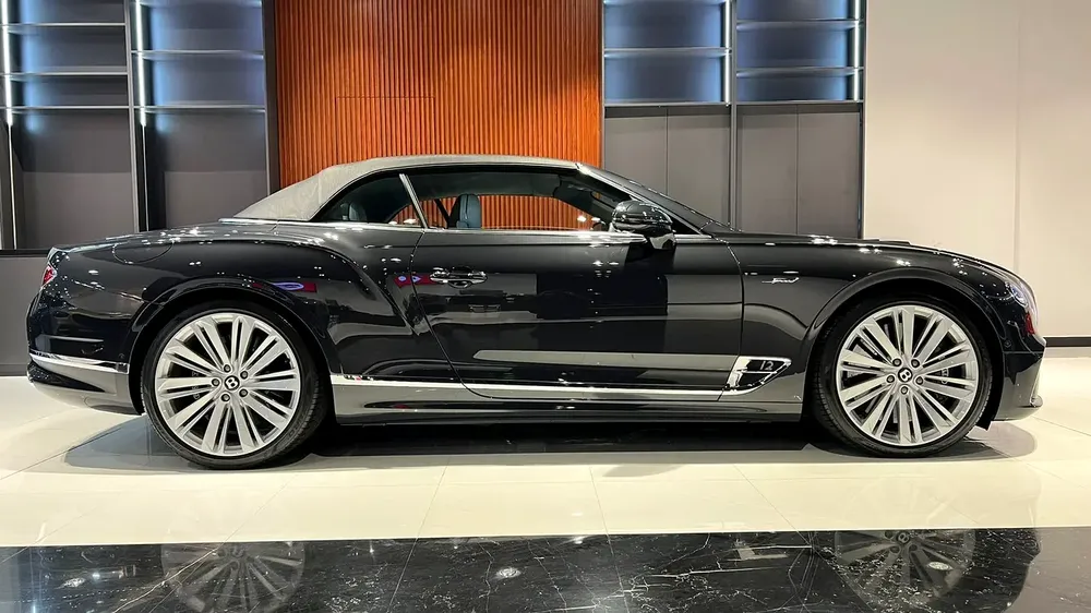 BENTLEY CONTINENTAL GTC SPEED | W12 | 2022 | 1 OUT OF 20 CARS / WARRANTY N SERVICE AVAILABLE - Image 4