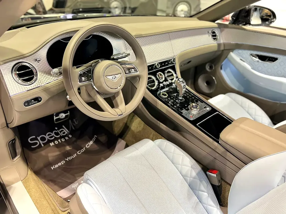 BENTLEY CONTINENTAL GTC SPEED | W12 | 2022 | 1 OUT OF 20 CARS / WARRANTY N SERVICE AVAILABLE - Image 7
